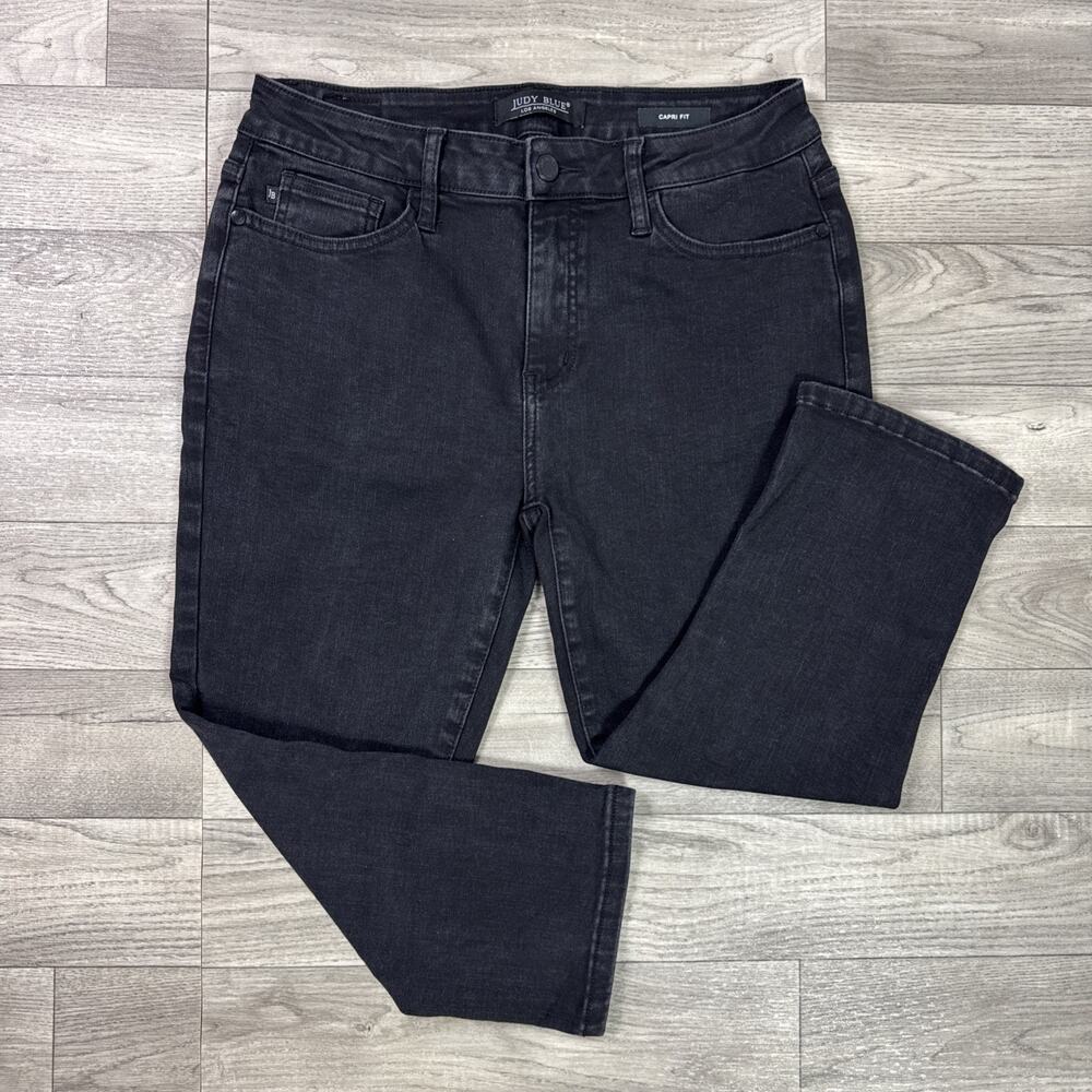 Judy Blue Capri Fit Denim Jeans Slim Leg Mid Rise Black Wash sz 9/29